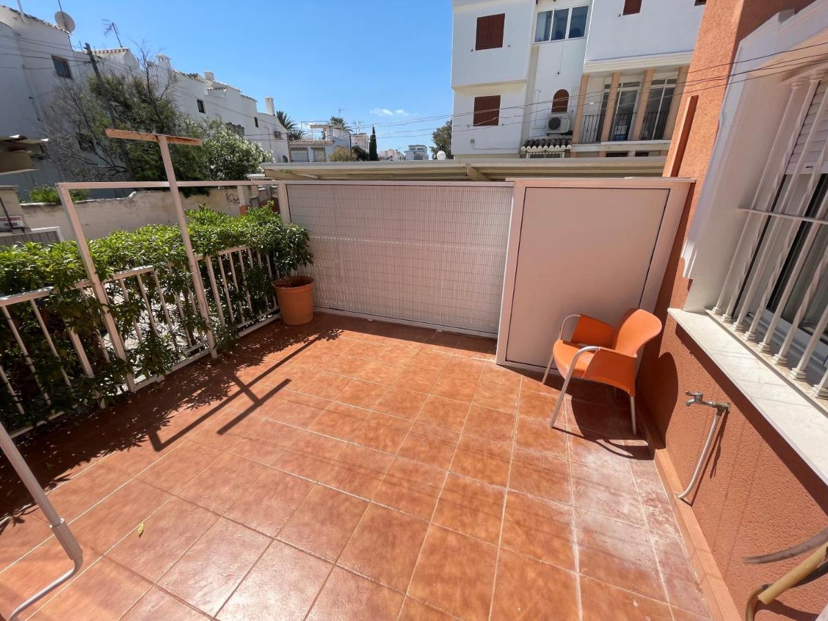 Tetom Primera Linea De Playa Apartment Denia