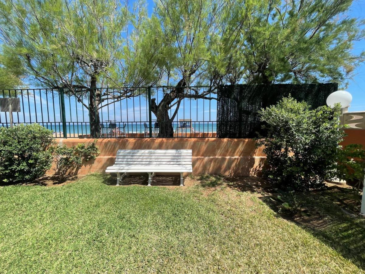 Tetom Primera Linea De Playa Apartment Denia